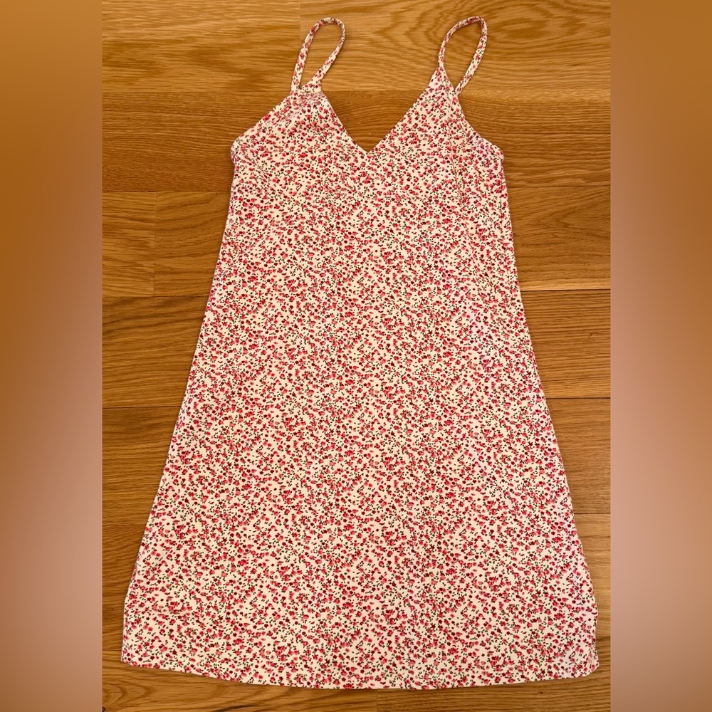 Brandy Melville Floral Dress